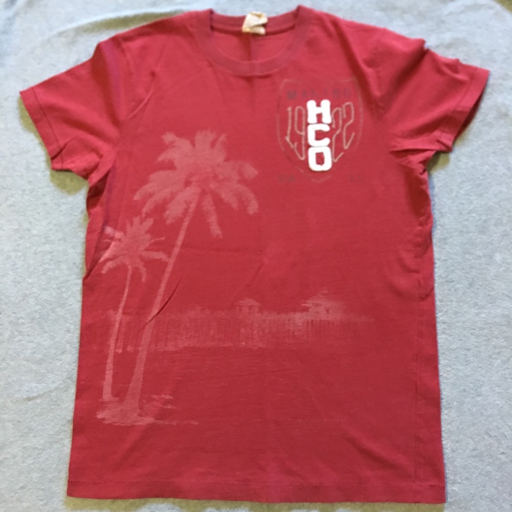 Men’s Small Red Hollister T-Shirt